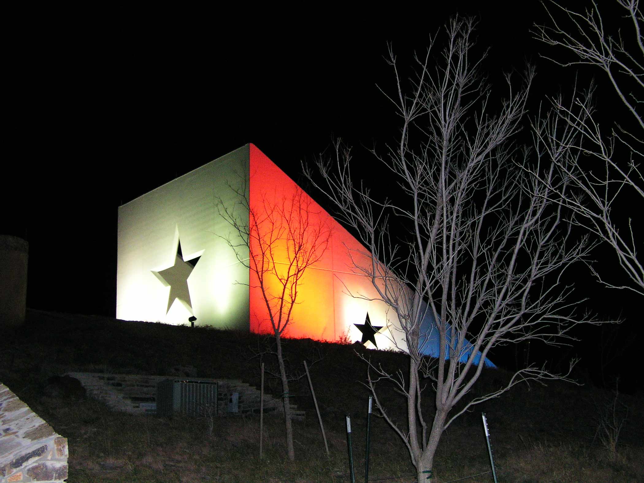 PHOTO GALLERY ELEVEN: ON THE ROAD TEXAS - I-40 REST STOP